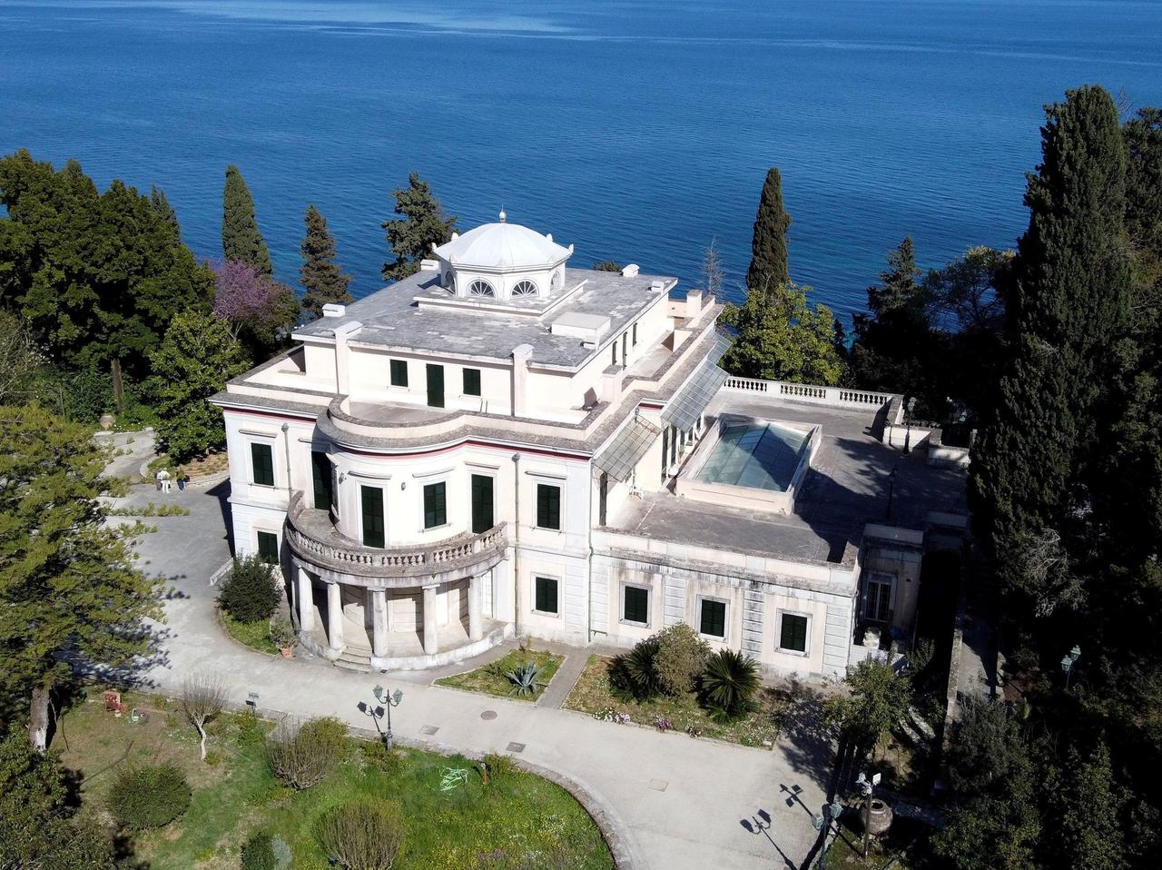 ギリシャの島にあるフィリップ殿下の生家