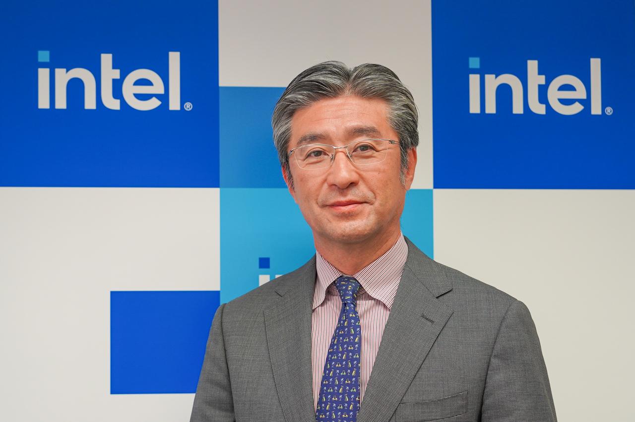インテル日本法人の鈴木国正社長
