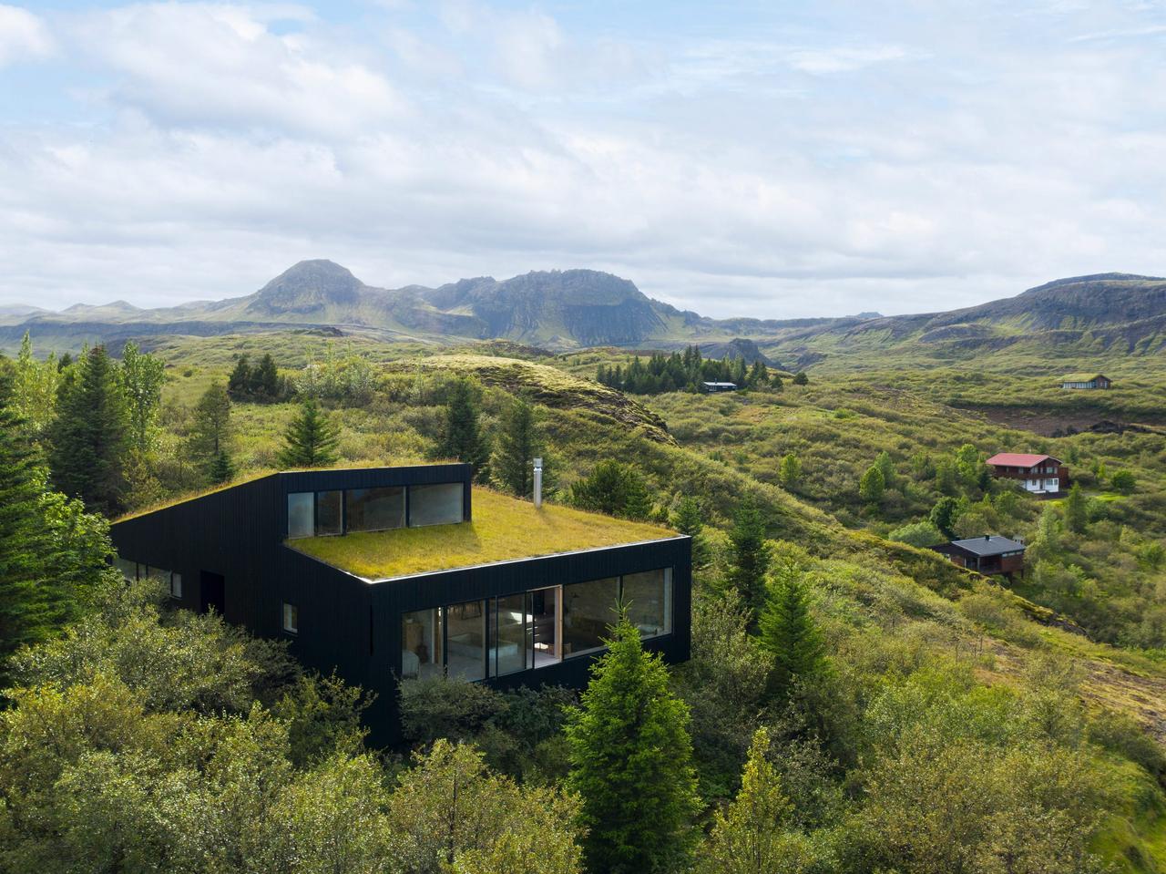 アイスランドの自然と調和した家