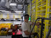 アマゾンの労働者はなぜ燃え尽きるのか