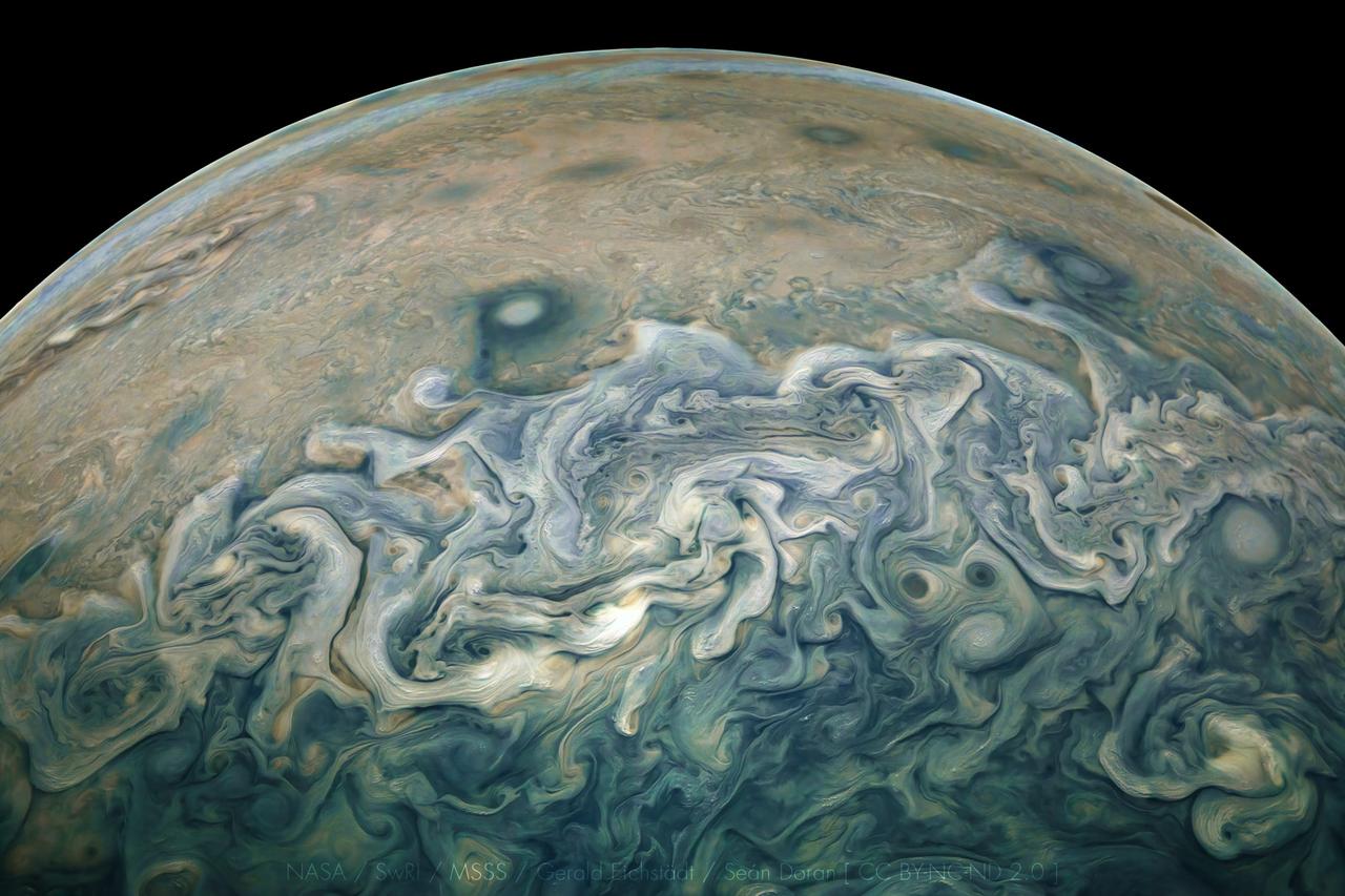 打ち上げから10年… NASAの木星探査機ジュノーが捉えた、驚くほど美しい画像たち | Business Insider Japan