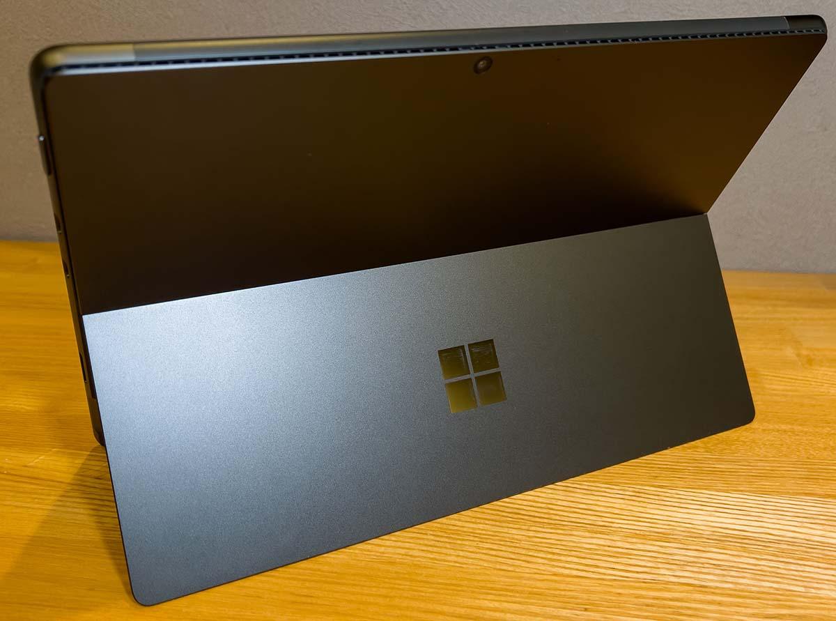 Surface Pro 8 実機最速レビュー：画面・性能・ペンが大幅進化…「iPad