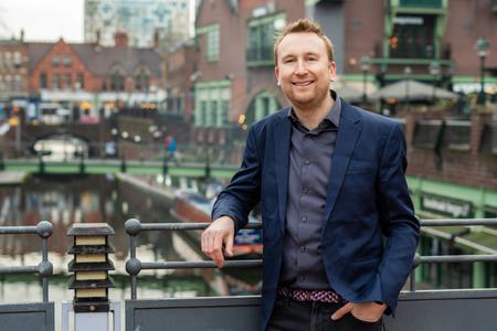 週100時間労働を35時間に減らして売上10倍。生産性を劇的に高めたCEOが明かす5つの秘訣