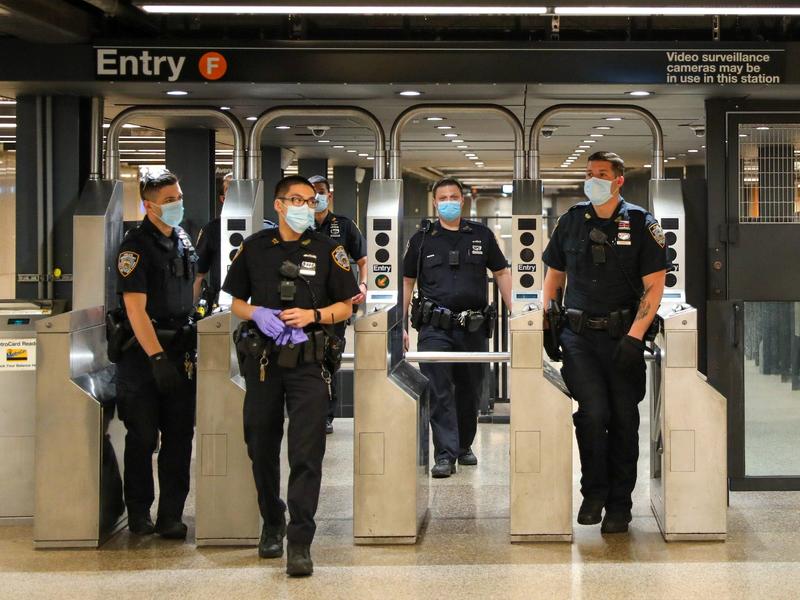 22. 警察官