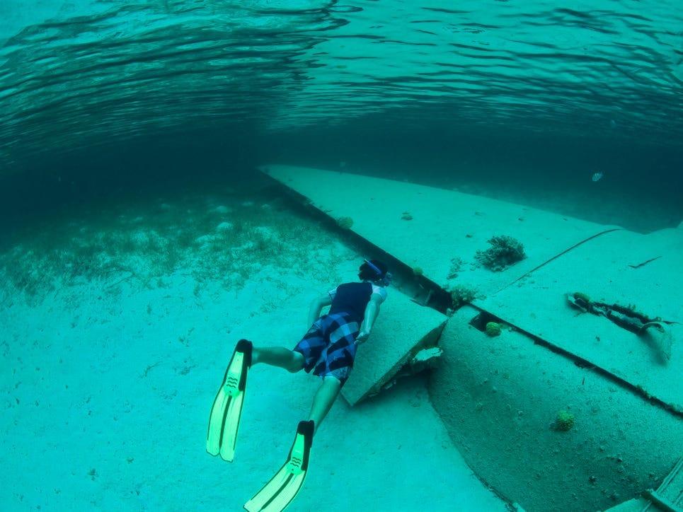 ダイビング観光を盛り上げたい！ 世界各地で意図的に水中に沈められた