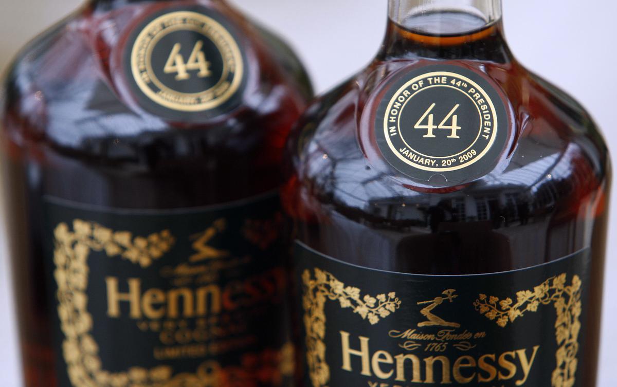 ヘネシーが限定ボトルのNFTを約2600万円で販売…実際のお酒を手に入れる