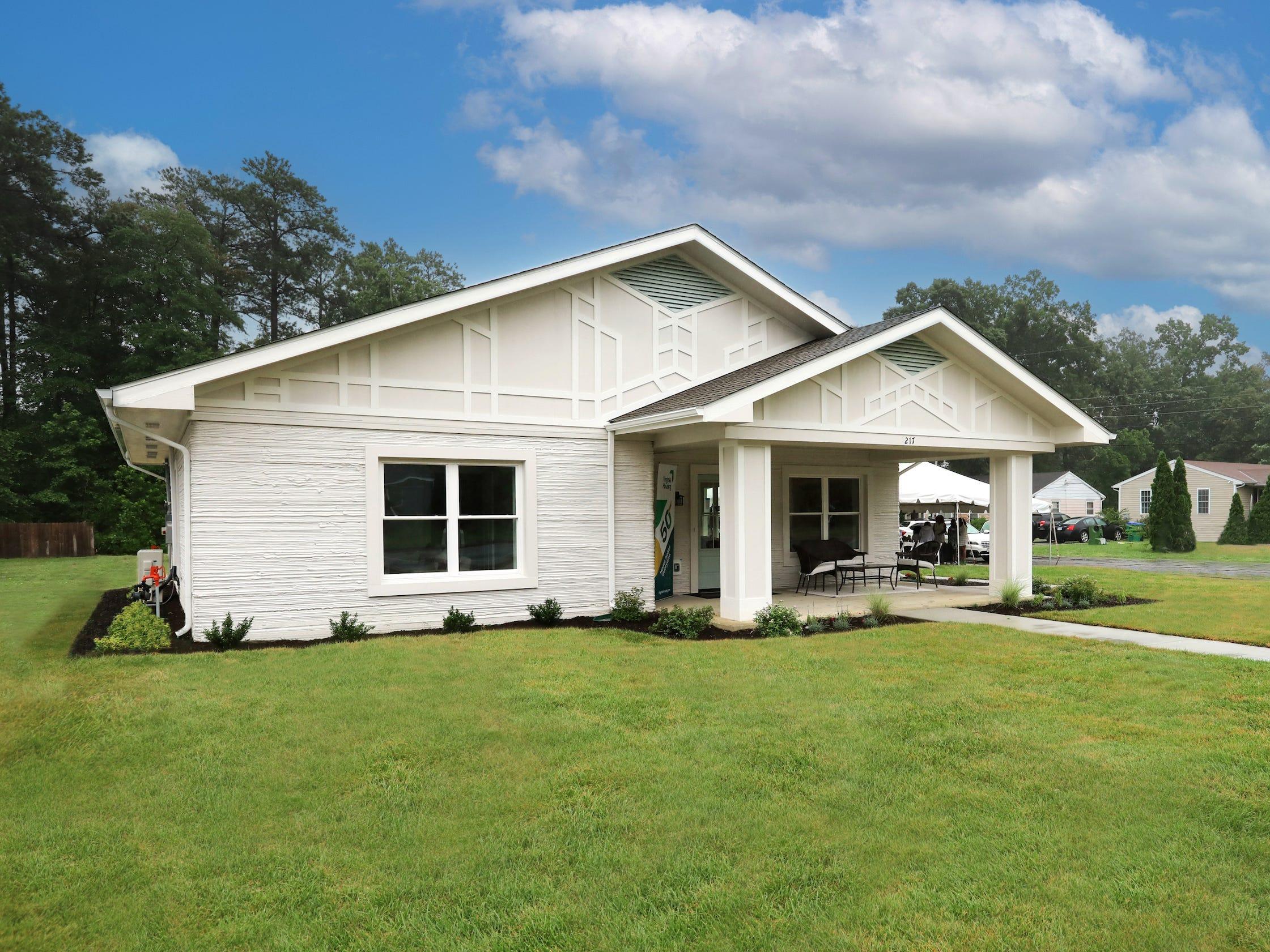 3Dプリンターで建てたファミリー向け住宅の内部を見てみよう