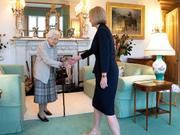 9月6日、エリザベス女王に謁見する、リズ・トラス新首相。