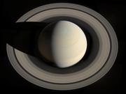 科学者たちは、かつて存在していたと想定される土星の衛星｢クリサリス｣が、土星に引き付けられて崩壊し、その残骸が環を形成し、土星の傾きの一因にもなったと提唱している。