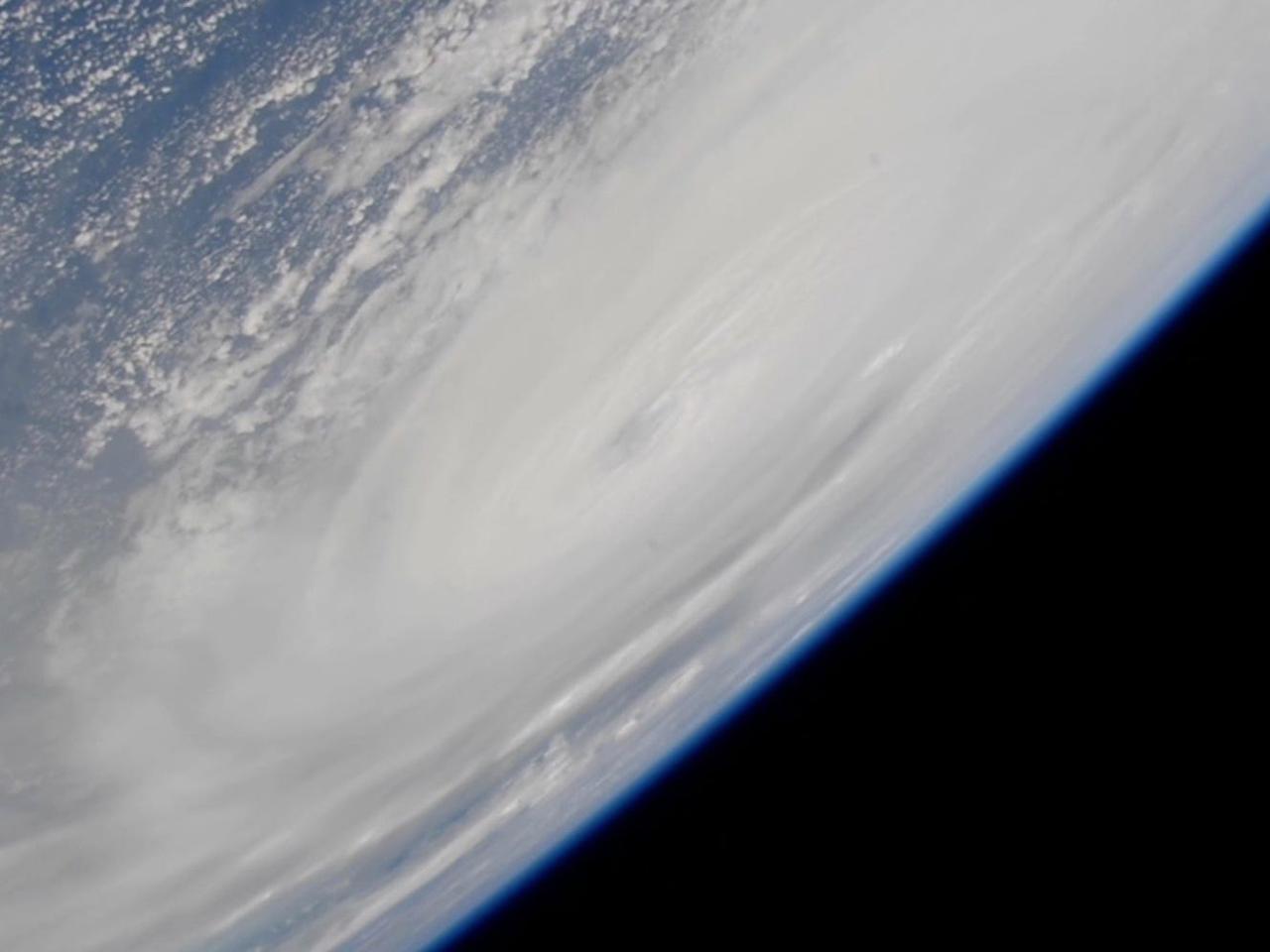 2022年9月28日、国際宇宙ステーションから見たハリケーン｢イアン｣。