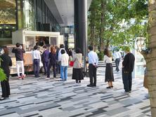 「値上げしてもお客は離れなかった」キッチンカーとお客に聞いた「円安・値上げ」ホントの話