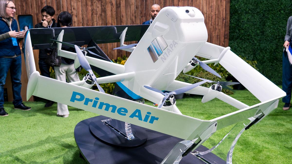 【2024年】お歳暮ギフト Amazonが次世代「倉庫ロボ」と実用版「配送ドローン」を初公開 その他