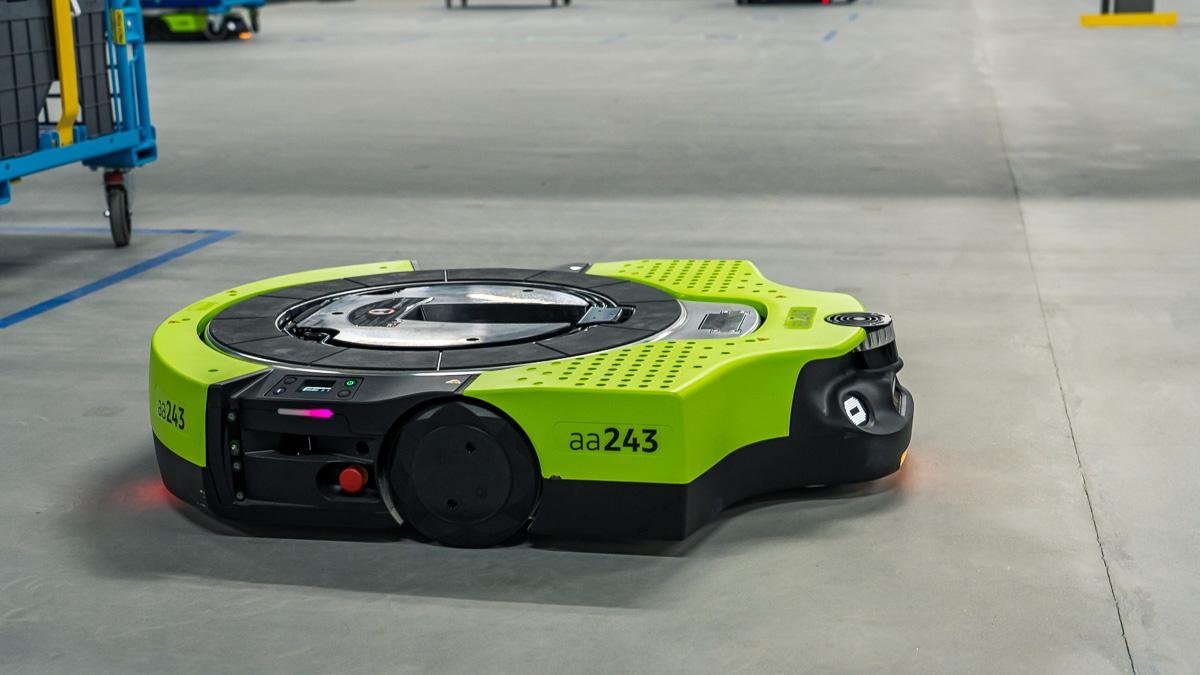 新品未使用　アメリカ限定　アメリカ購入　ロボット 20220312_164631 + 零式人機 ver.2.0 + 2022 国際ロボット展で初