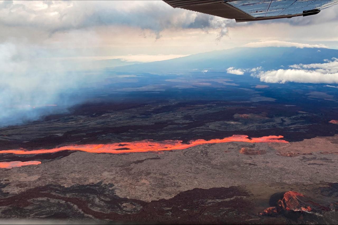 Mauna Kea Fire: The Hawai'I Island Firefighters' Long And Hard Battle - 6zvheja