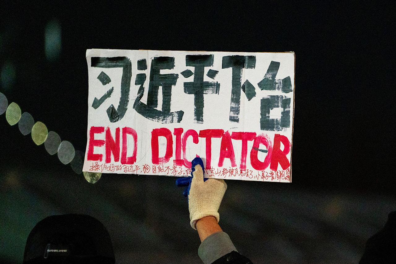 okada_Z-generation_antiXi