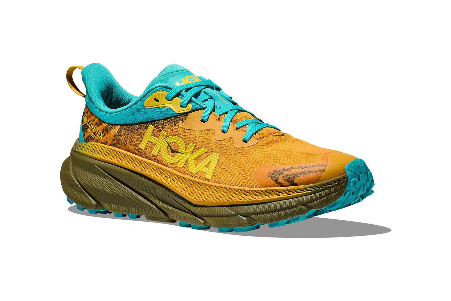 HOKAの全天候型ランニングシューズがさらに軽く！ GORE-TEX