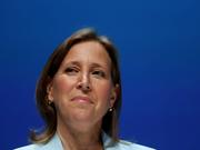 スーザン・ウォシッキー（Susan Wojcicki）は、ユーチューブの最高経営責任者（CEO）を10年近く務めてきたが、退任の意向を発表した。