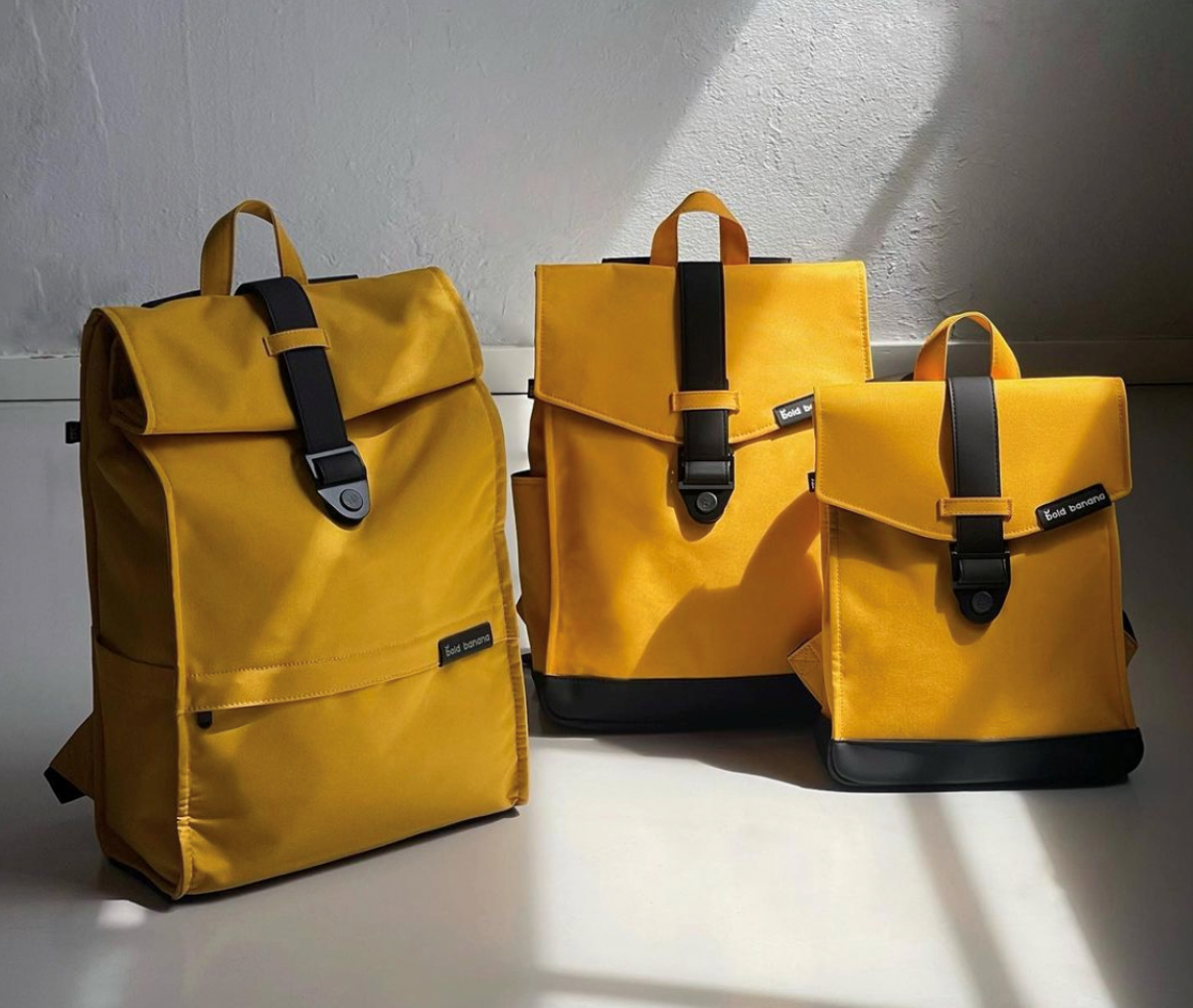 オランダ発、3万個売れた封筒型 バックパック ボールドバナナ