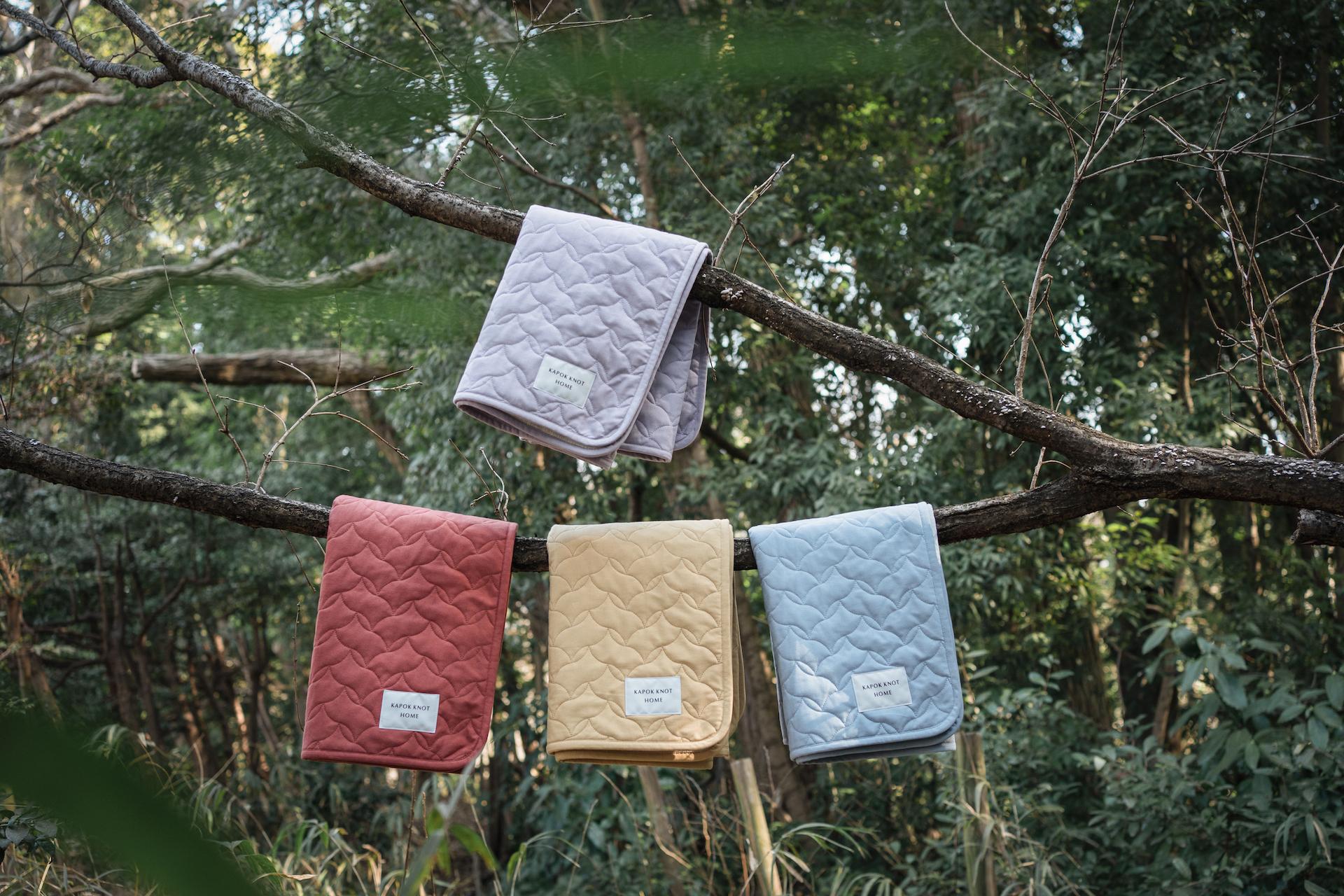 超軽量で1年中使える布団。注目の天然繊維「カポック」を使ったKAPOK