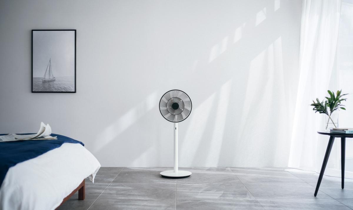 BALMUDAの新作扇風機はひと夏の電気代がたった97円。冷房との