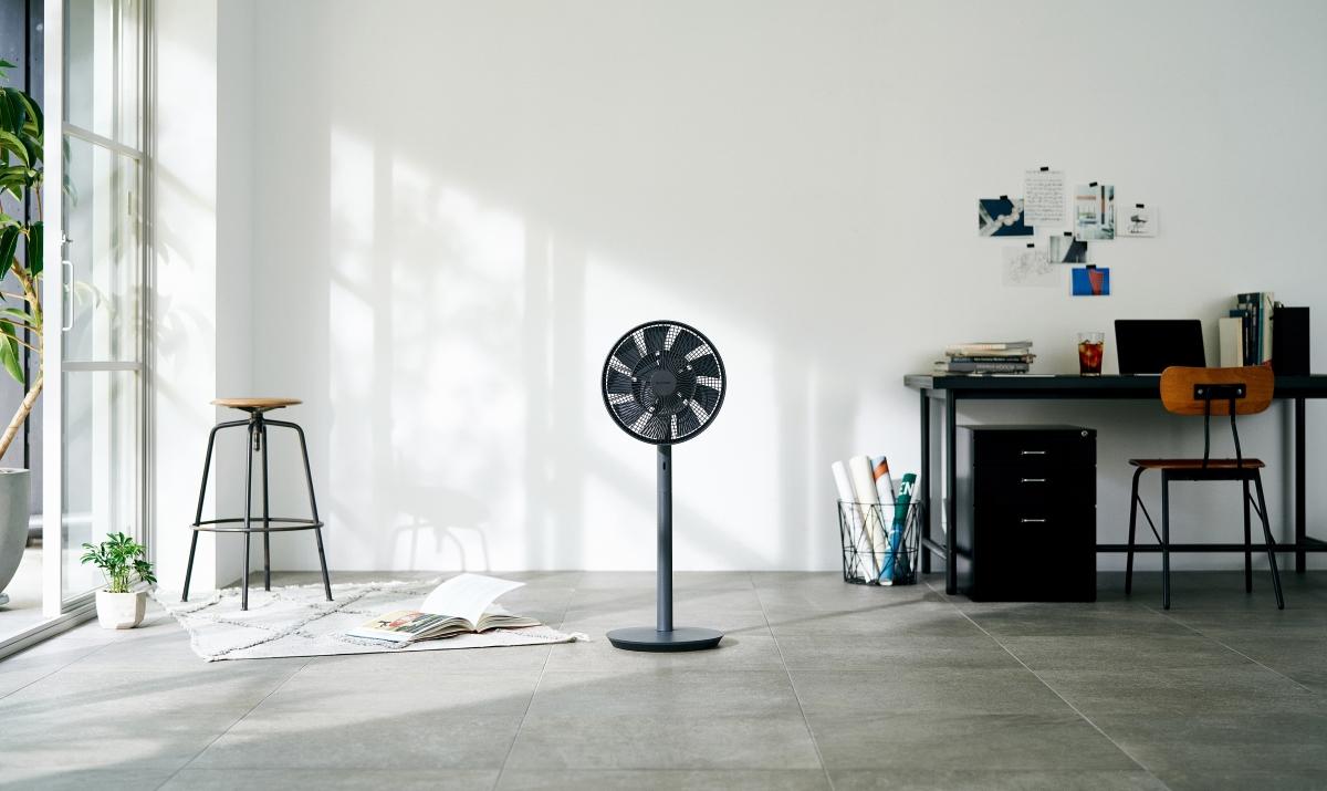 BALMUDAの新作扇風機はひと夏の電気代がたった97円。冷房との併用で