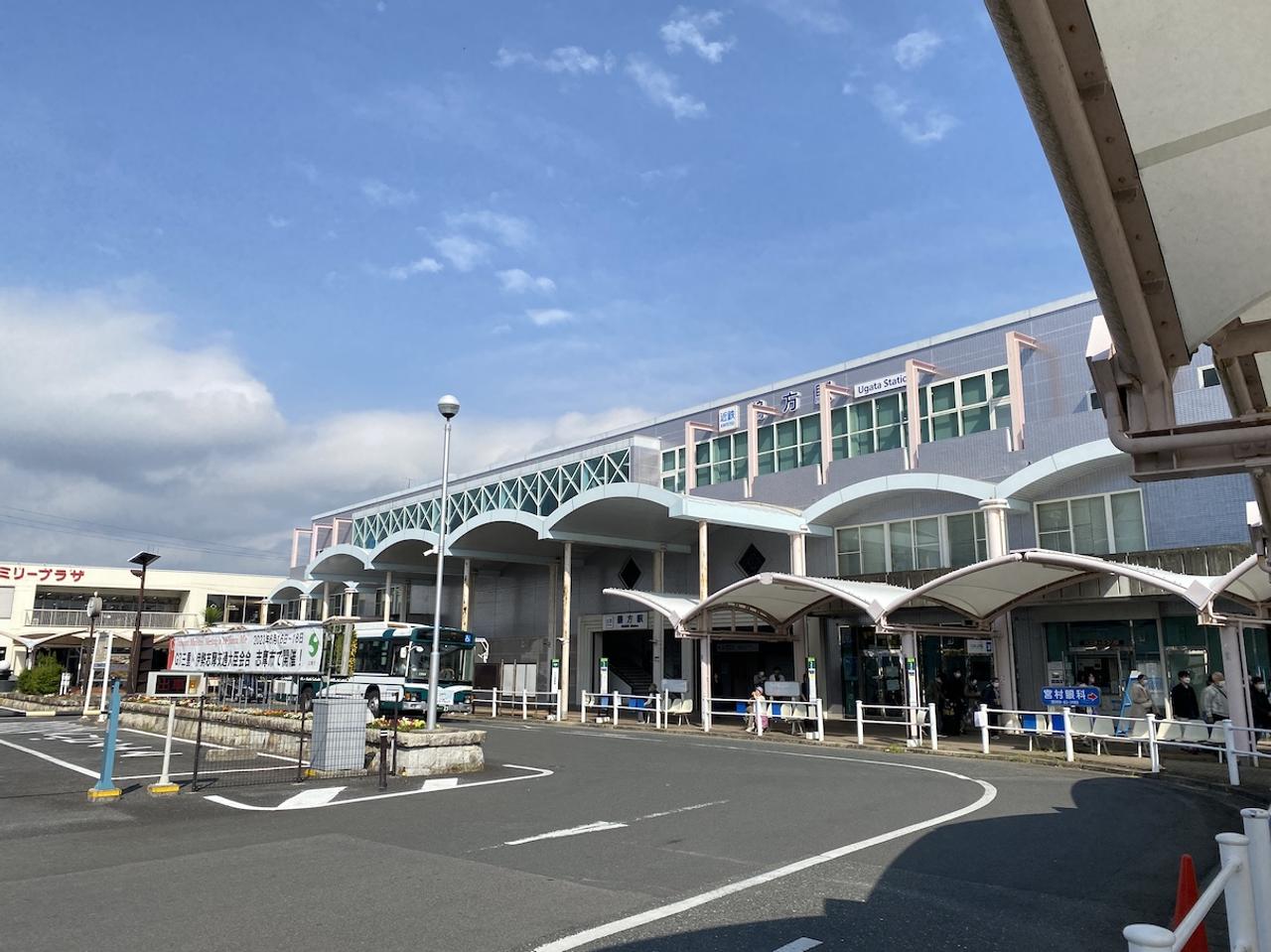 近鉄志摩線の鵜方駅。名古屋から特急で2時間ほど。志摩スペイン村の玄関口だ。