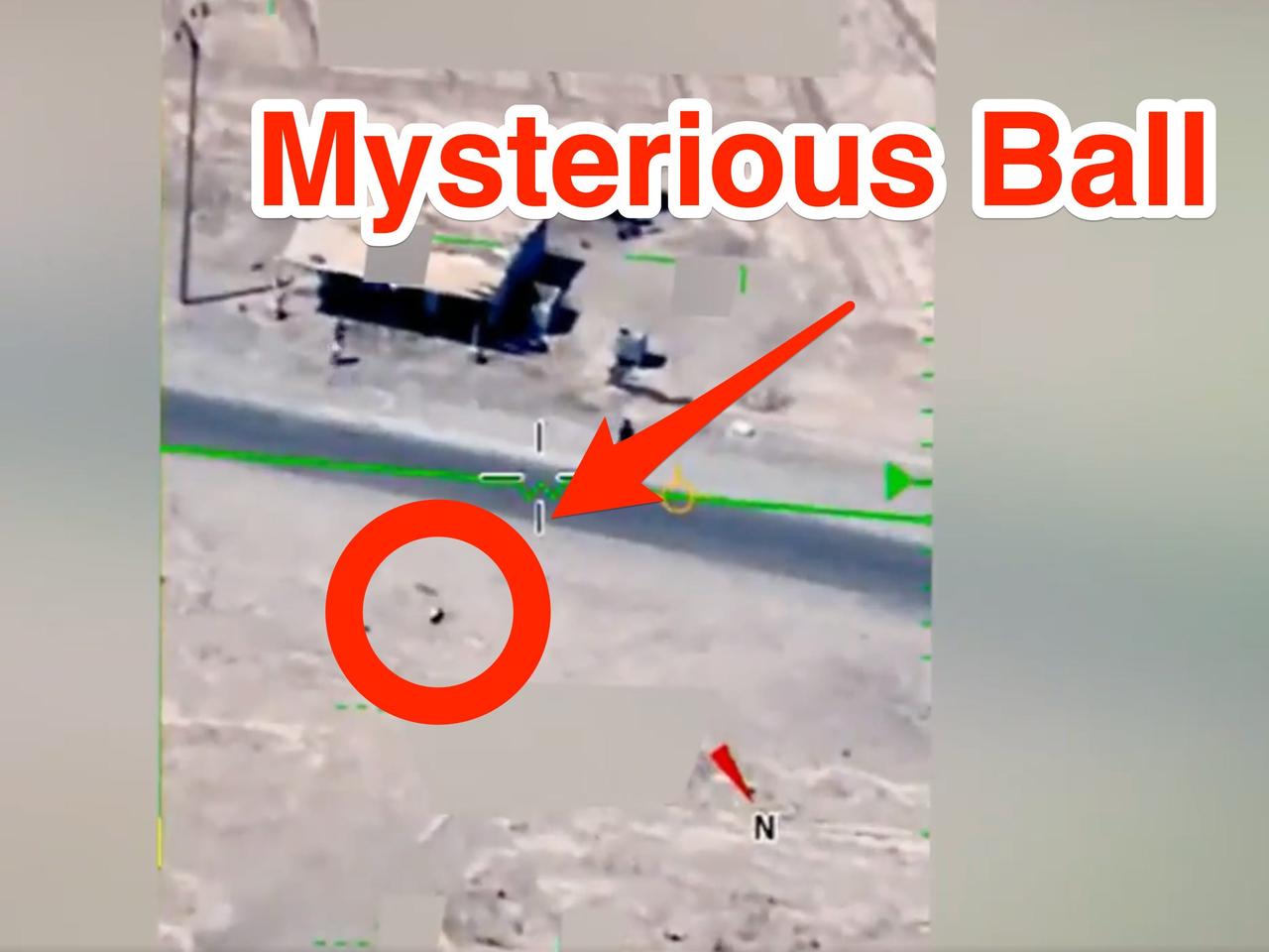米軍は2022年7月に中東の基地上空を飛行する謎の銀色の球体の映像を公開した。