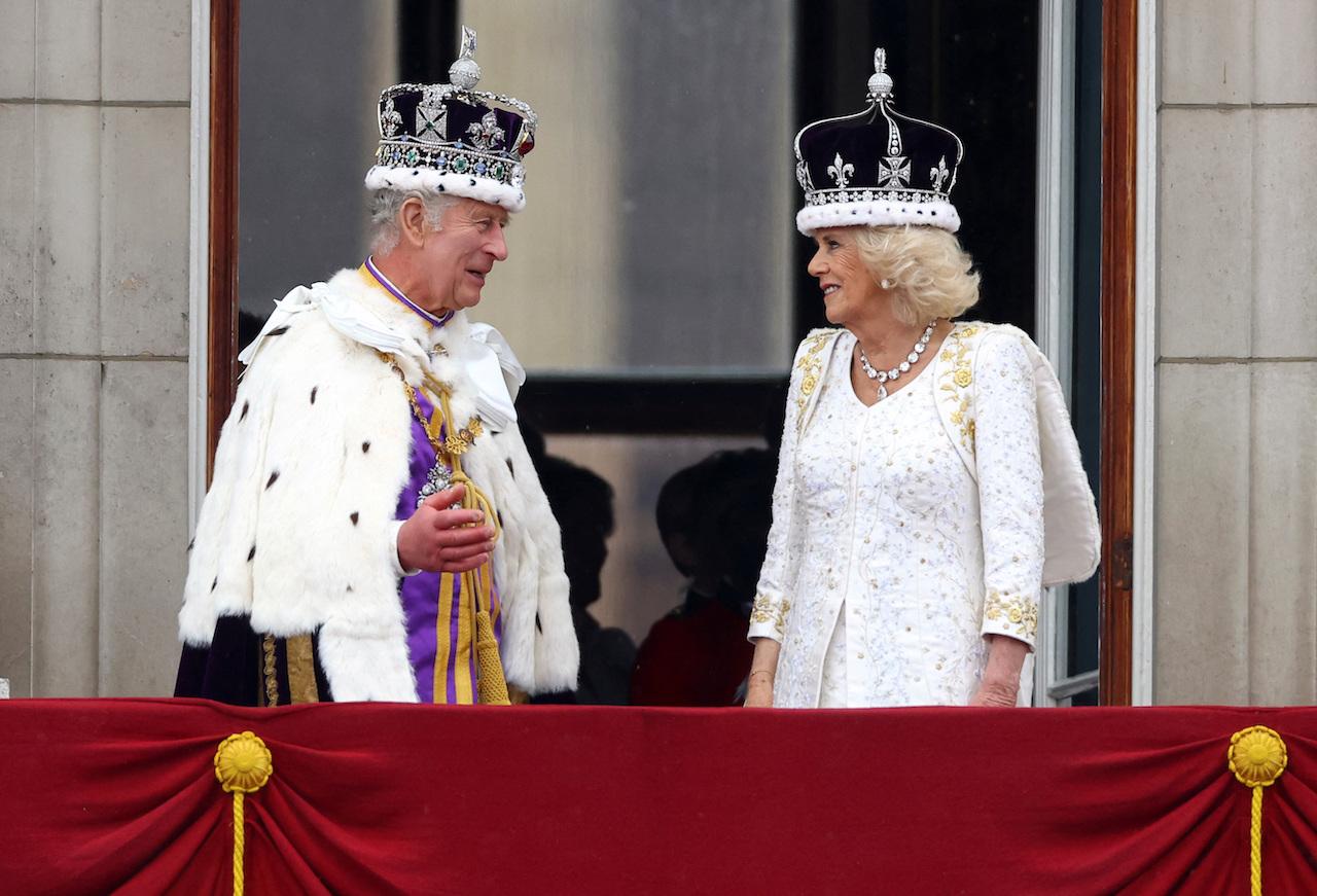 イギリス国王と王妃の戴冠式が2023年5月6日にロンドンのウェストミンスター寺院で行われた。
