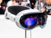 アップル本社で展示されたVision Proの実機