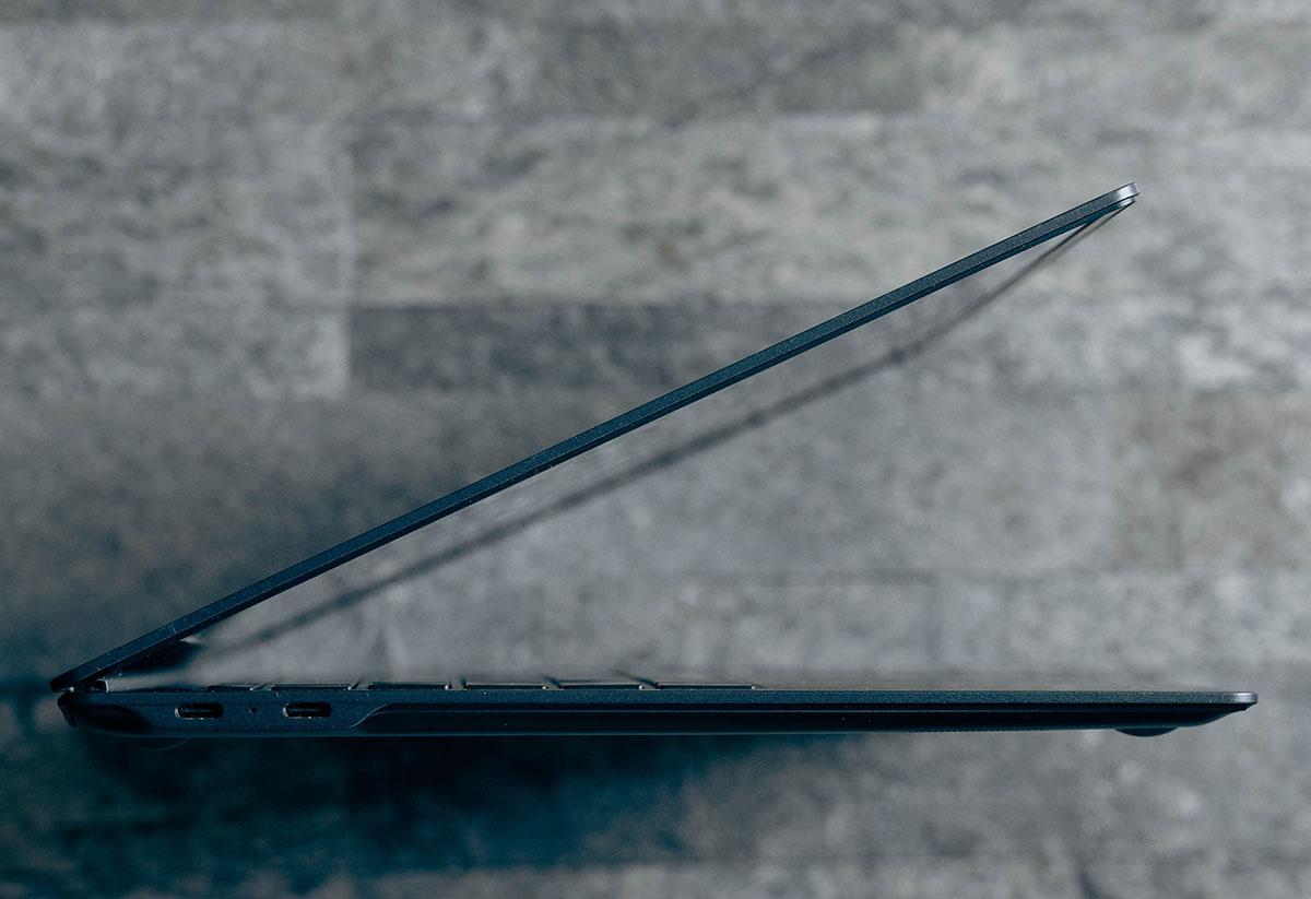 LG gram SuperSlim」は仕事も暮らしもサボらない、これからのビジネス