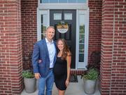 ブレナンとエリンのシュラグバウム夫妻は、資金の大半をインデックス・ファンドに投資している。