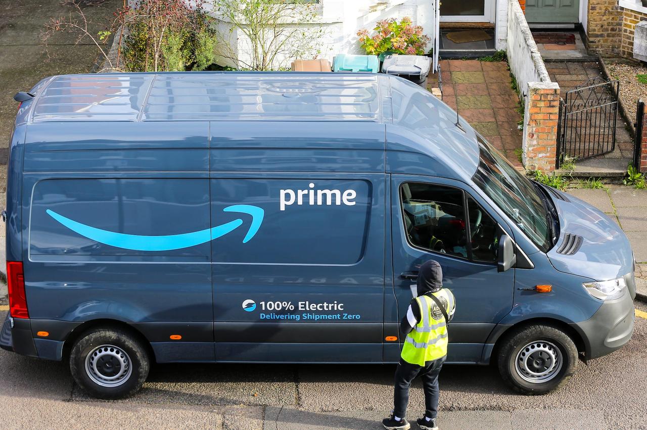 アマゾン Amazon