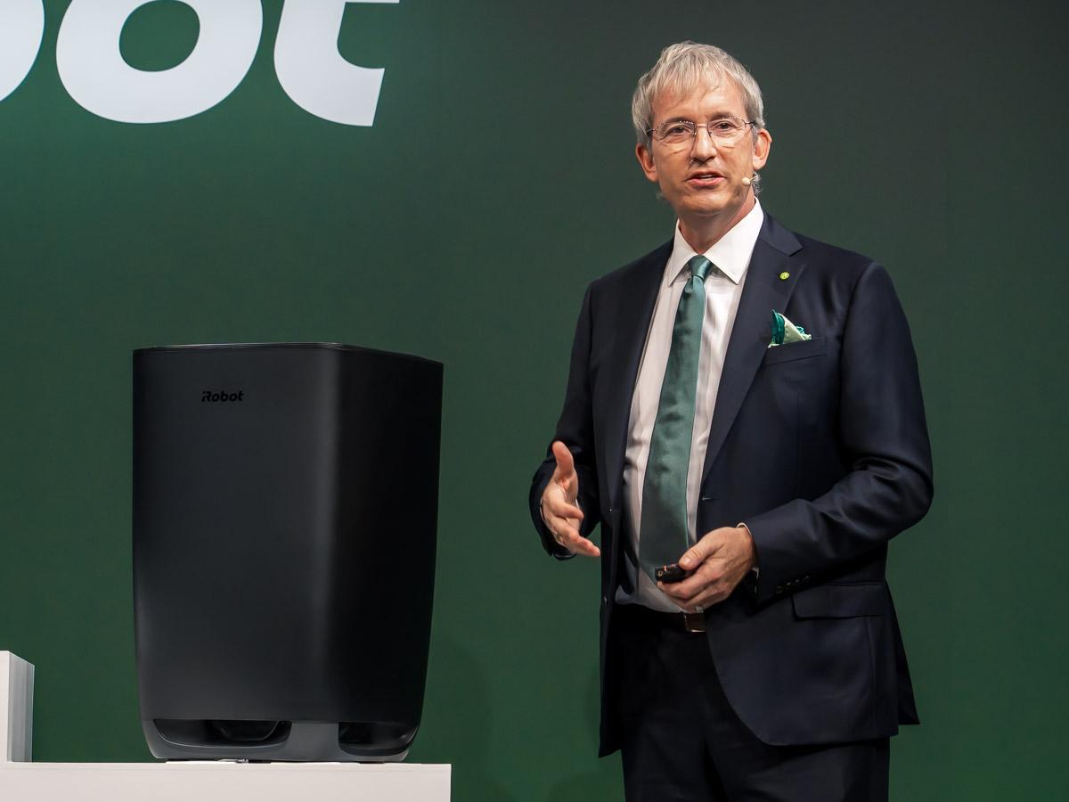 約20万円の新型ルンバと、初の空気洗浄機を発表。アイロボットCEO 