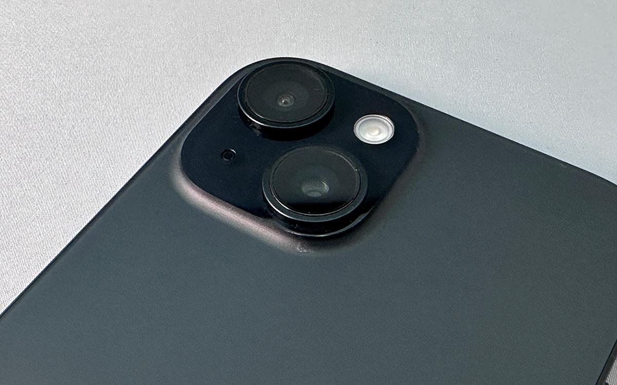 iPhone 15実機レビュー：USB-Cやカメラ、気になる「Proとの違い