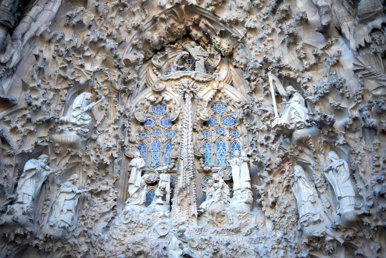 外尾悦郎氏による｢生誕のファザード｣