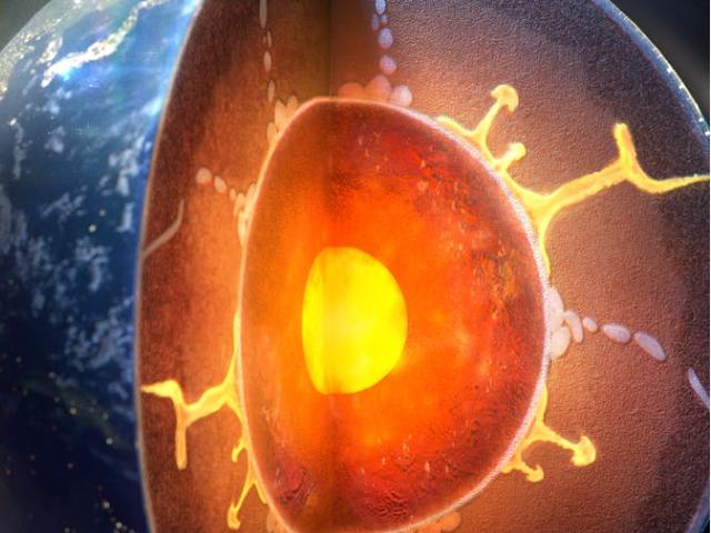 地球のコアを覆う謎の層、地表からの水によって形成された結晶か 