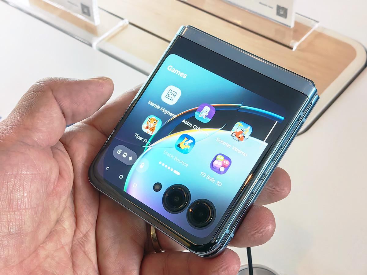 2024年は「折りたたみスマホ」が倍増か。グーグル、サムスンなど