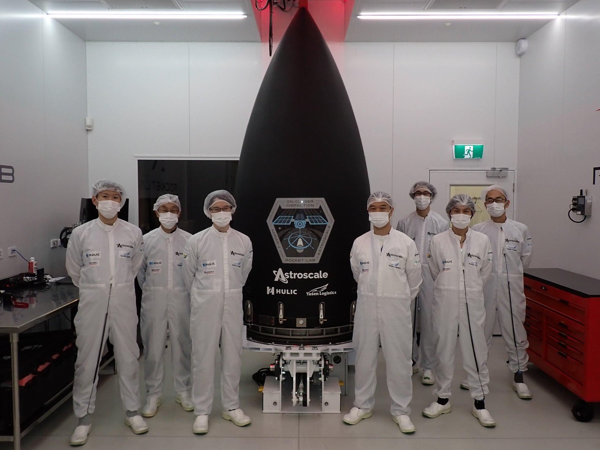 日本の宇宙ベンチャーが「世界初」の挑戦。アストロスケール・巨大「宇宙ゴミ」除去の実証衛星、2月18日に打ち上げへ