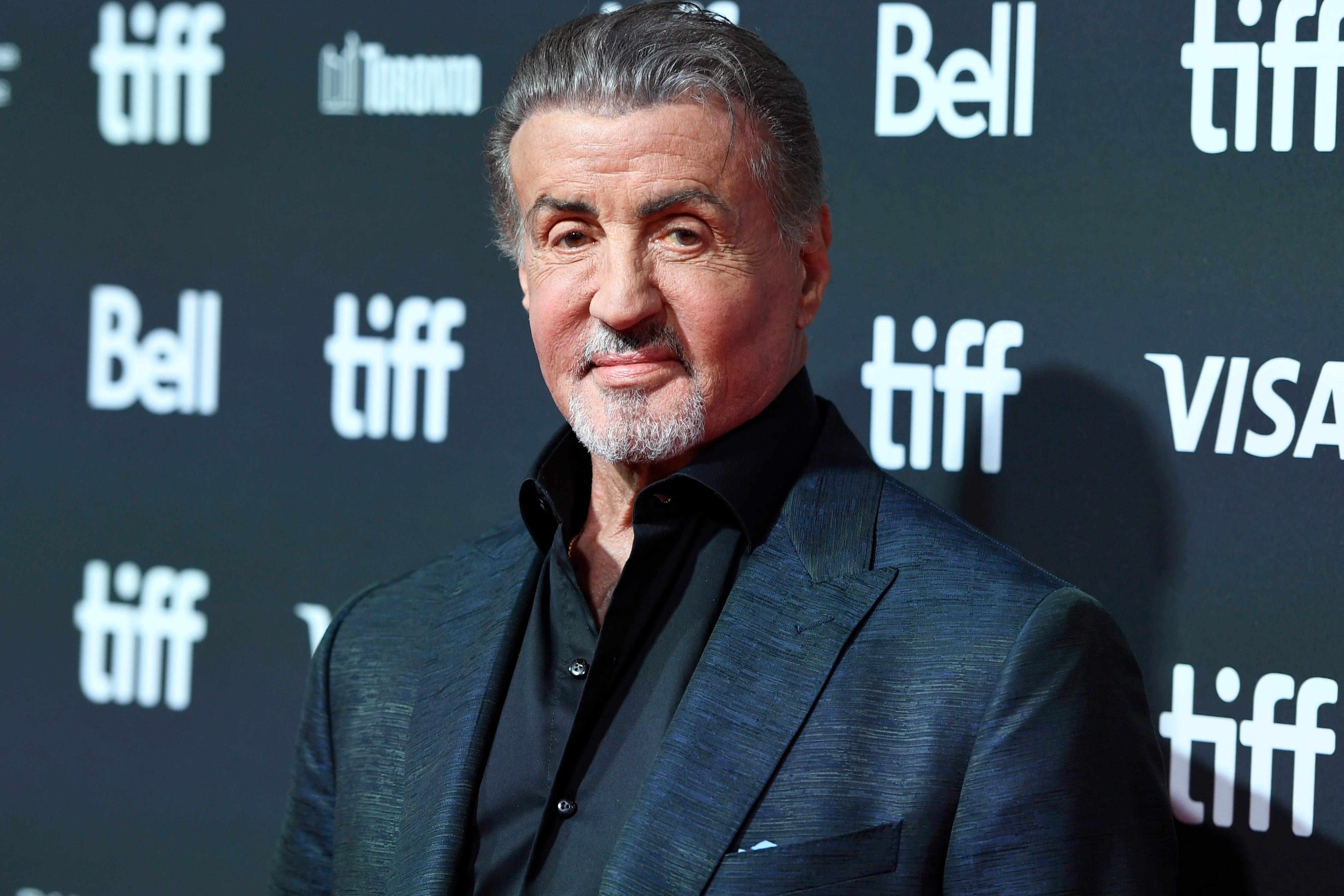 自分で自分のスタントをやってはダメ」シルベスター・スタローン、自身