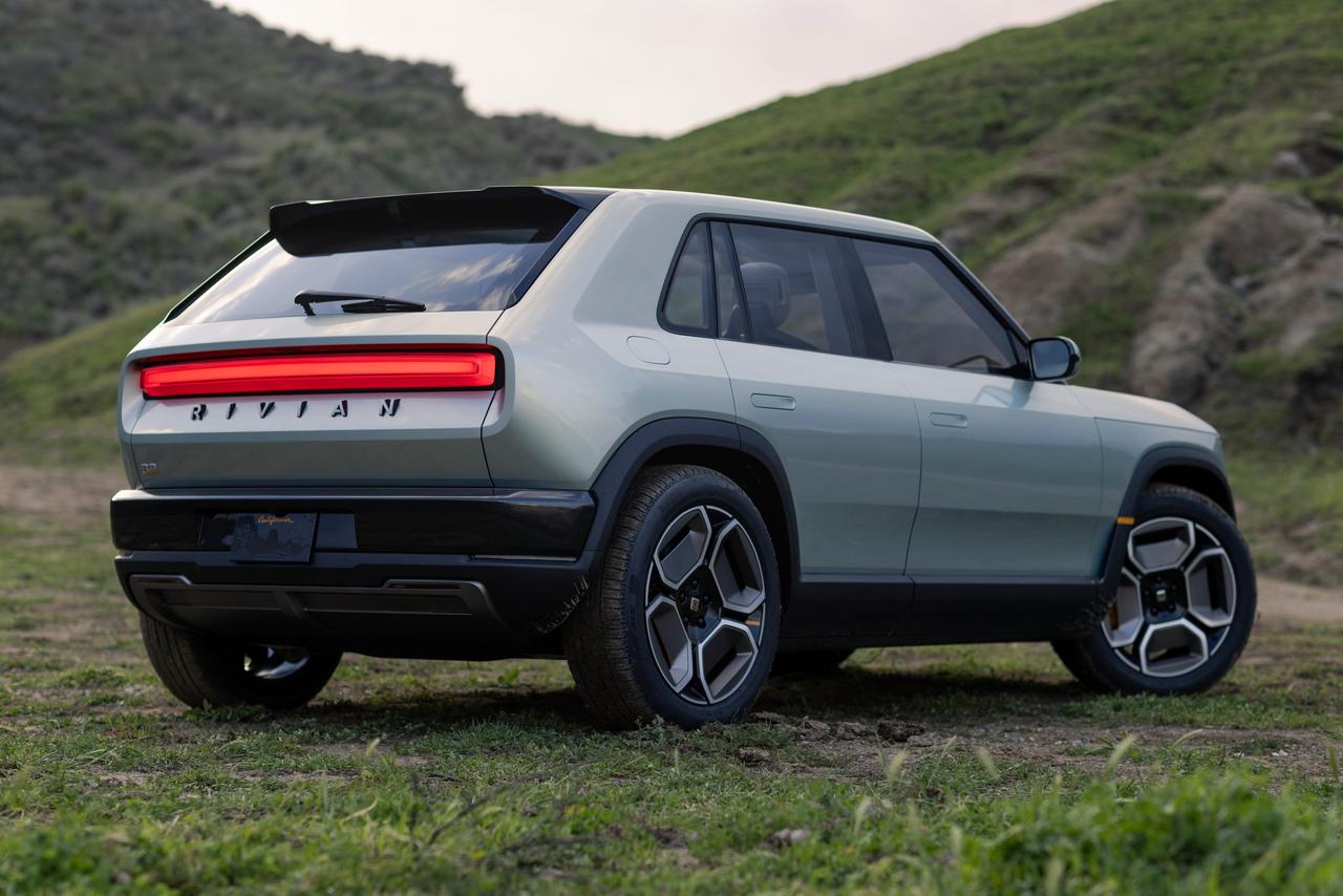 リビアンのクロスオーバーSUV｢R3｣。