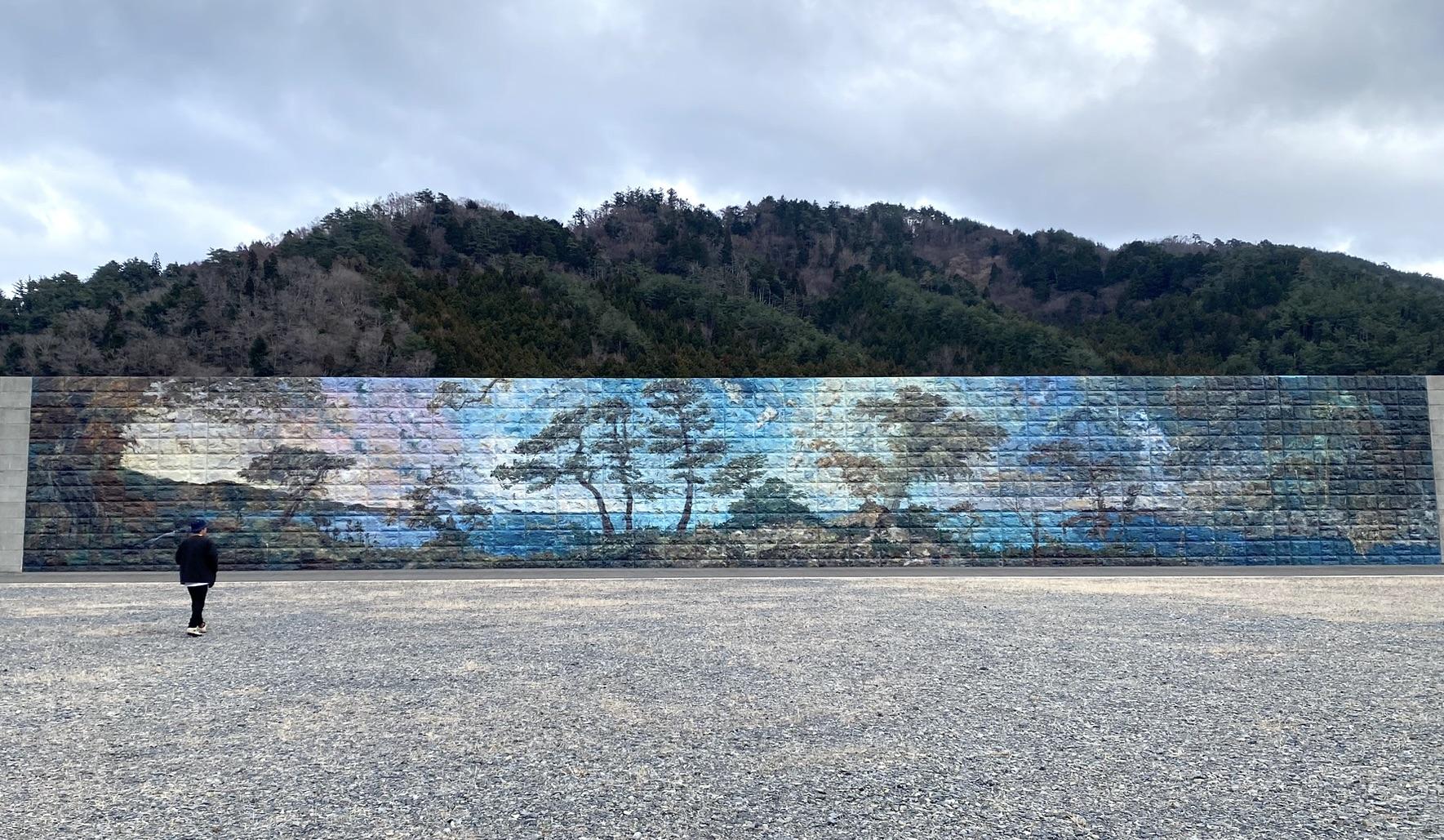 「負の遺産」に描かれた巨大壁画。地元の複雑な思いと“希望”のアート【3.11】