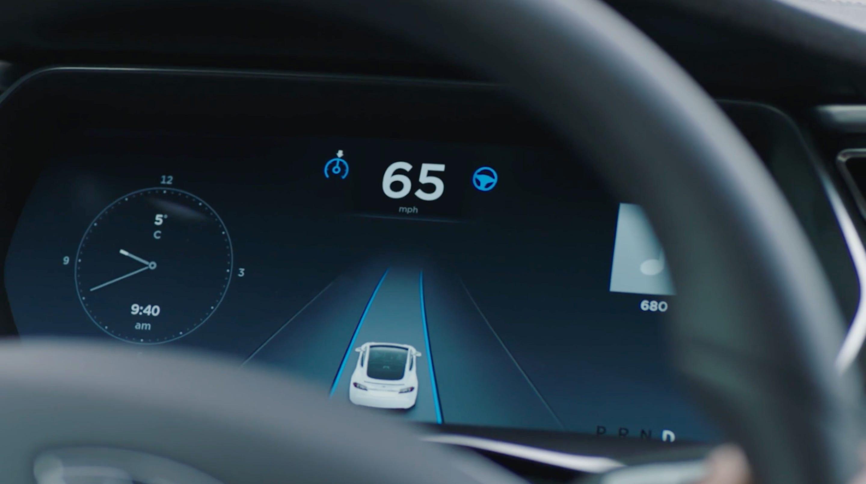 米IIHSが14の運転支援システムを評価…テスラを始め、軒並み低評価。「可」はレクサスのみ