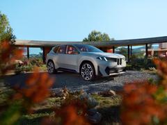 BMWが新型電気自動車SUVビジョン・ノイエ・クラッセXの画像を初公開した。