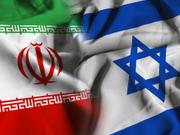 イランの国旗（左）とイスラエルの国旗（右）。