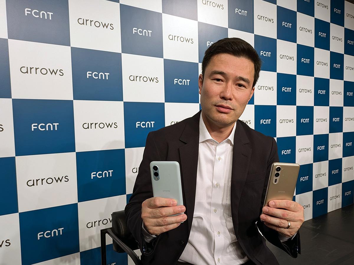 経営破綻した｢arrows｣スマホがレノボ傘下で復活。｢折りたたみ｣も検討 | Business Insider Japan