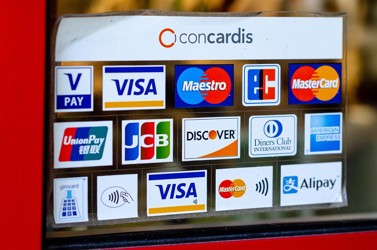 一覧比較】クレジットカードの国際ブランド、どれがおすすめ？ VISA