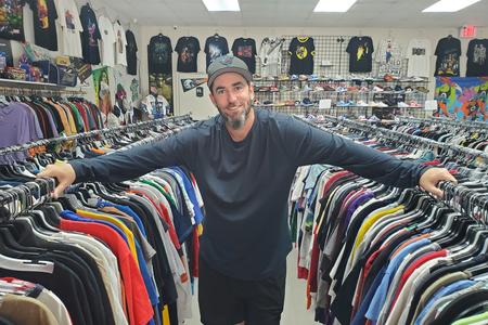 古着転売で月数千万円を売り上げて｢FIRE｣した男性が教える、初期費用ゼロで始める転売ビジネスの3つのステップ