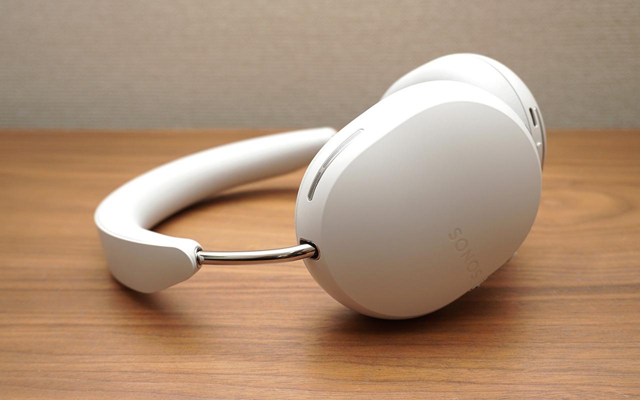 ソノス初のヘッドホン｢Sonos Ace｣レビュー。高級機｢AirPods Max｣と聴き 