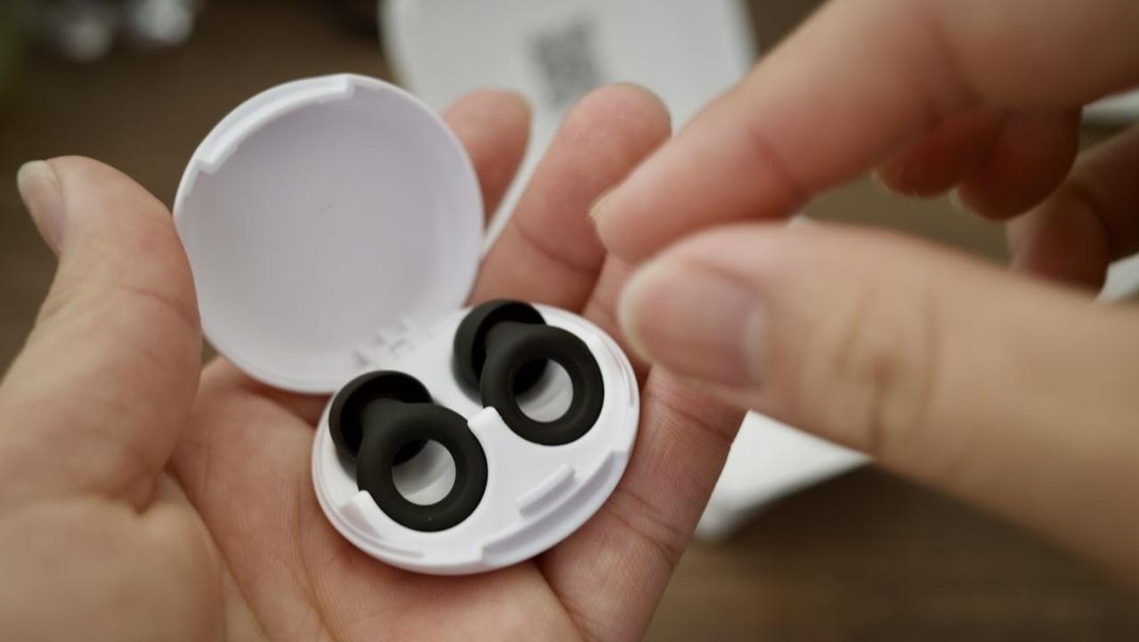 久しぶりに朝までぐっすり眠れたのは、快適すぎる耳栓のおかげ。集中  