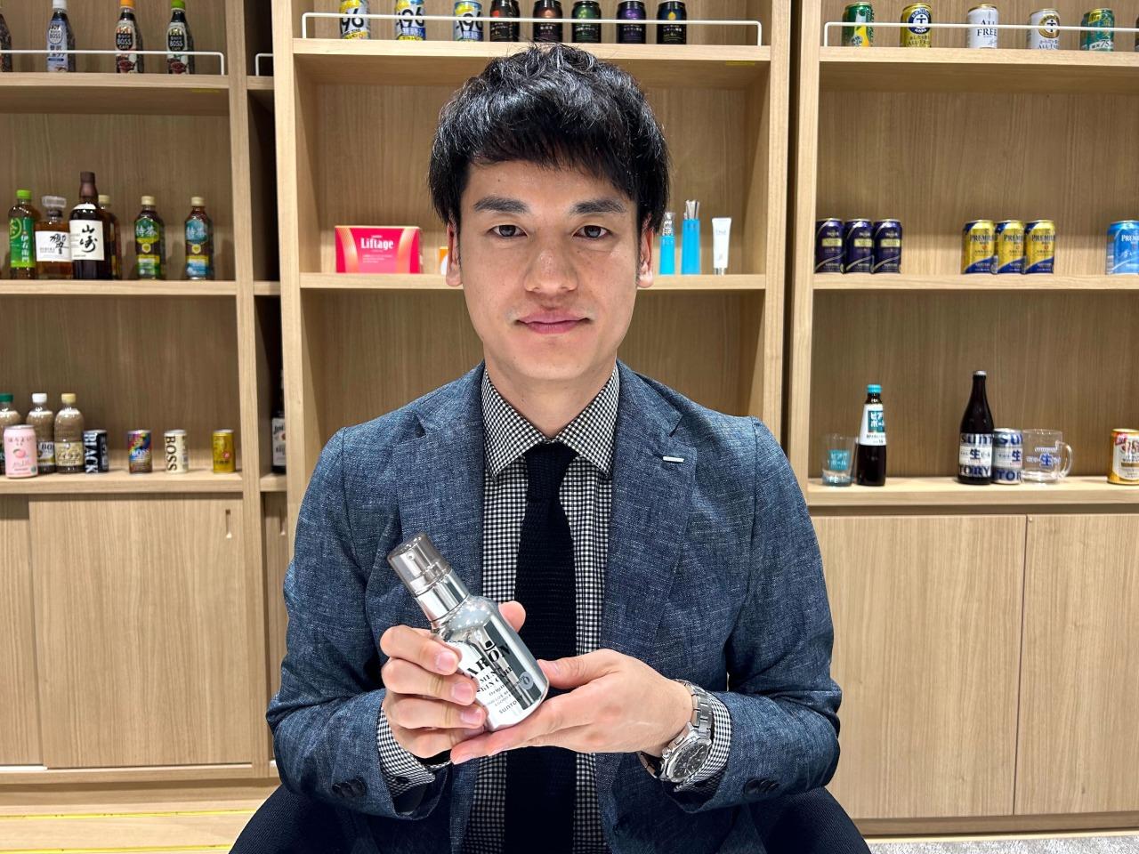 40代以上男性を狙ったサントリー「ヴァロン」、店舗販売ナシでも